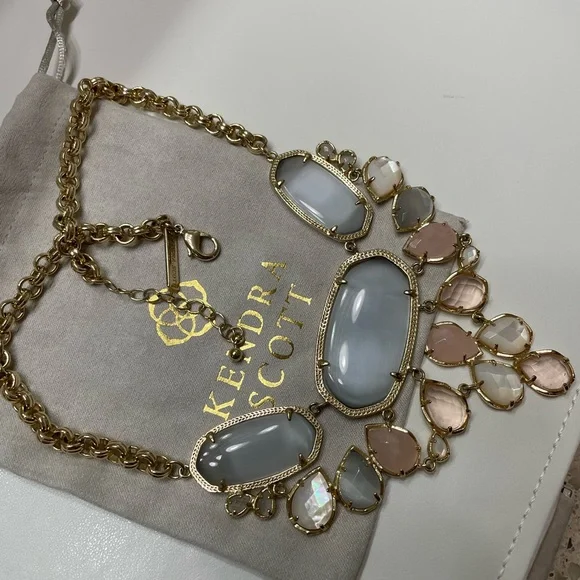 Vintage HTF Kendra Scott Livia bib necklace 💖 - Picture 3 of 4